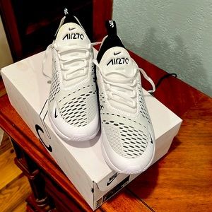 Nike Air Max 270